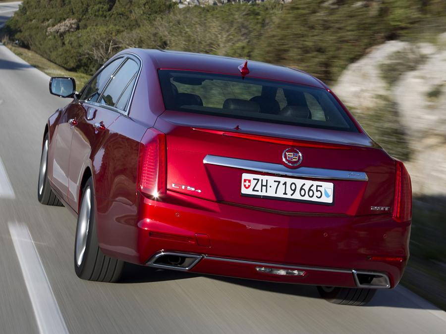  Cadillac CTS 2014 года  (EU) (фото 2 из 20)
